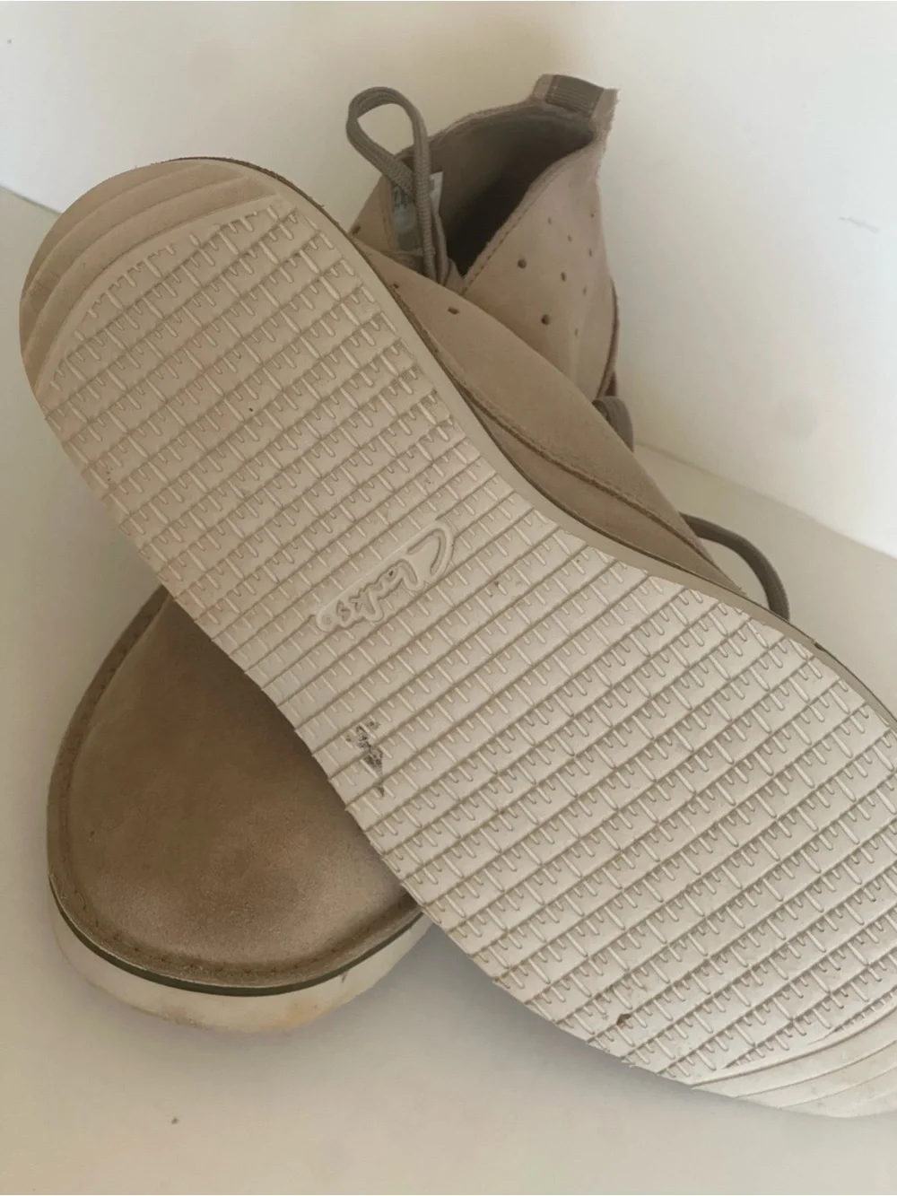 Clarks Shacrelite Mid Men’s 12M Beige Suede Chukka Boots Casual Lace Up Comfort